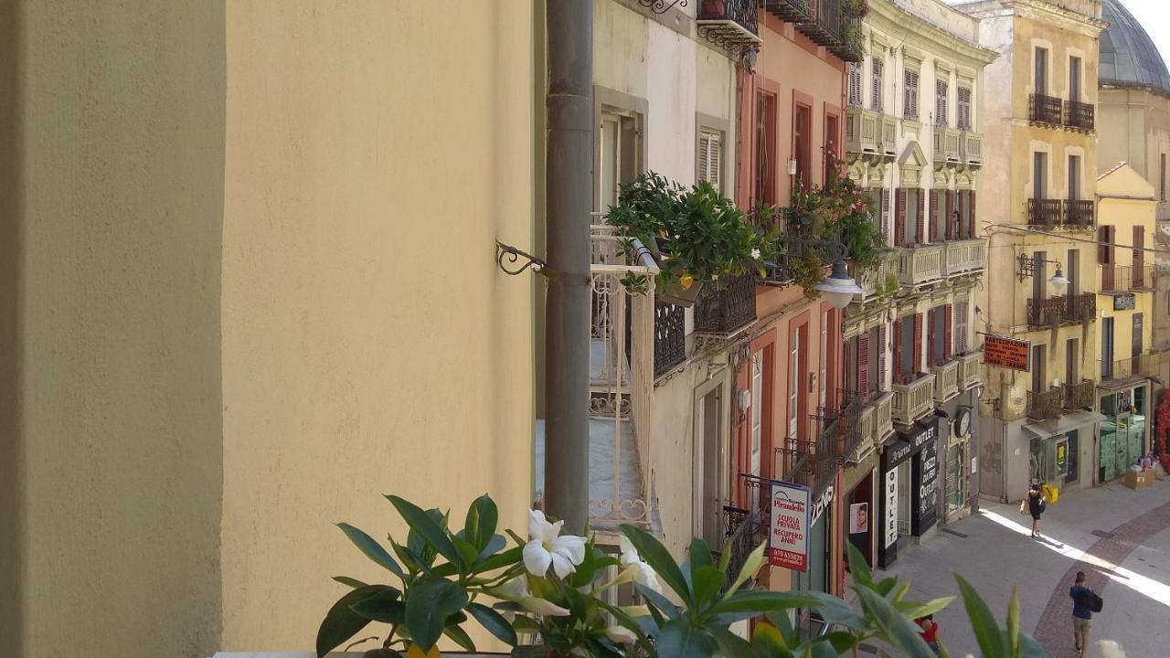 Appartement Welcomely - Le Scalette E Lo Scrigno Verde à Cagliari Extérieur photo